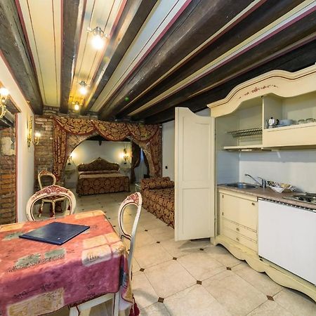 Momolo Lägenhet Venedig Exteriör bild